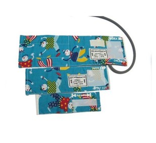 Nýburar, ungbörn, börn nota bómullarteiknimyndajárn